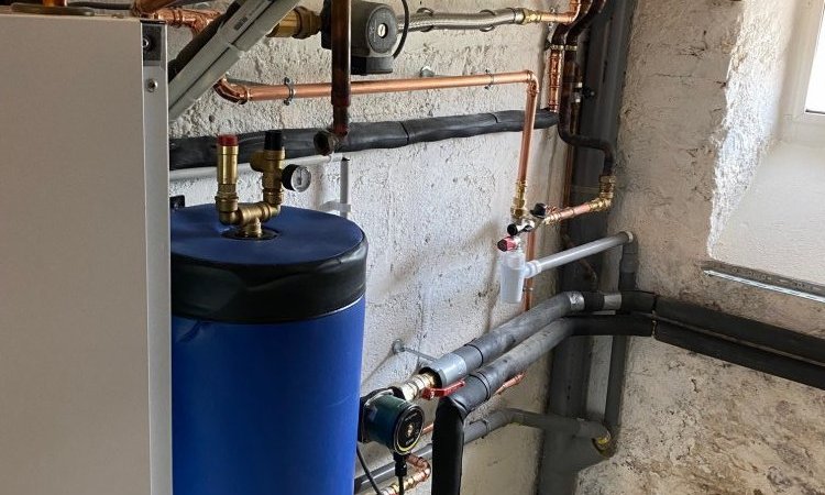 Installation d'une pompe à chaleur air/eau à Annecy